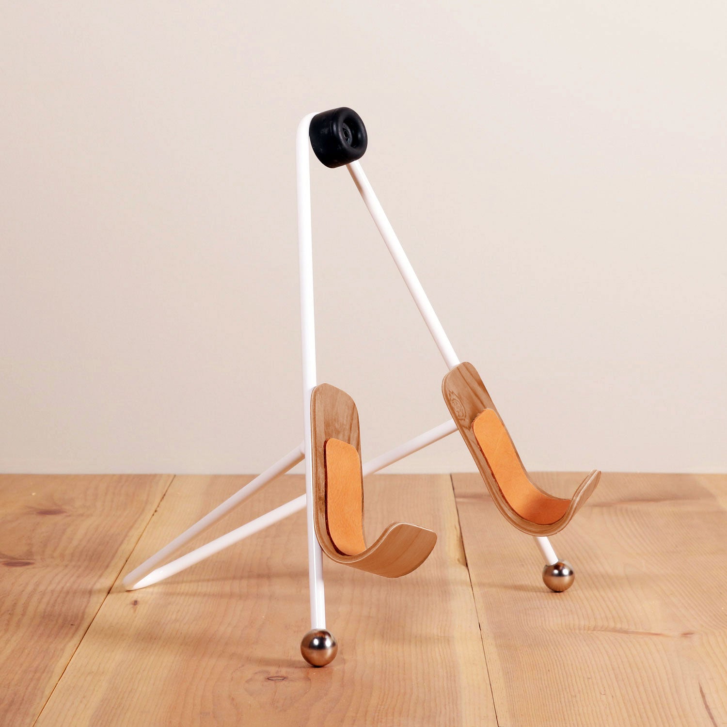 Electric guitar stand