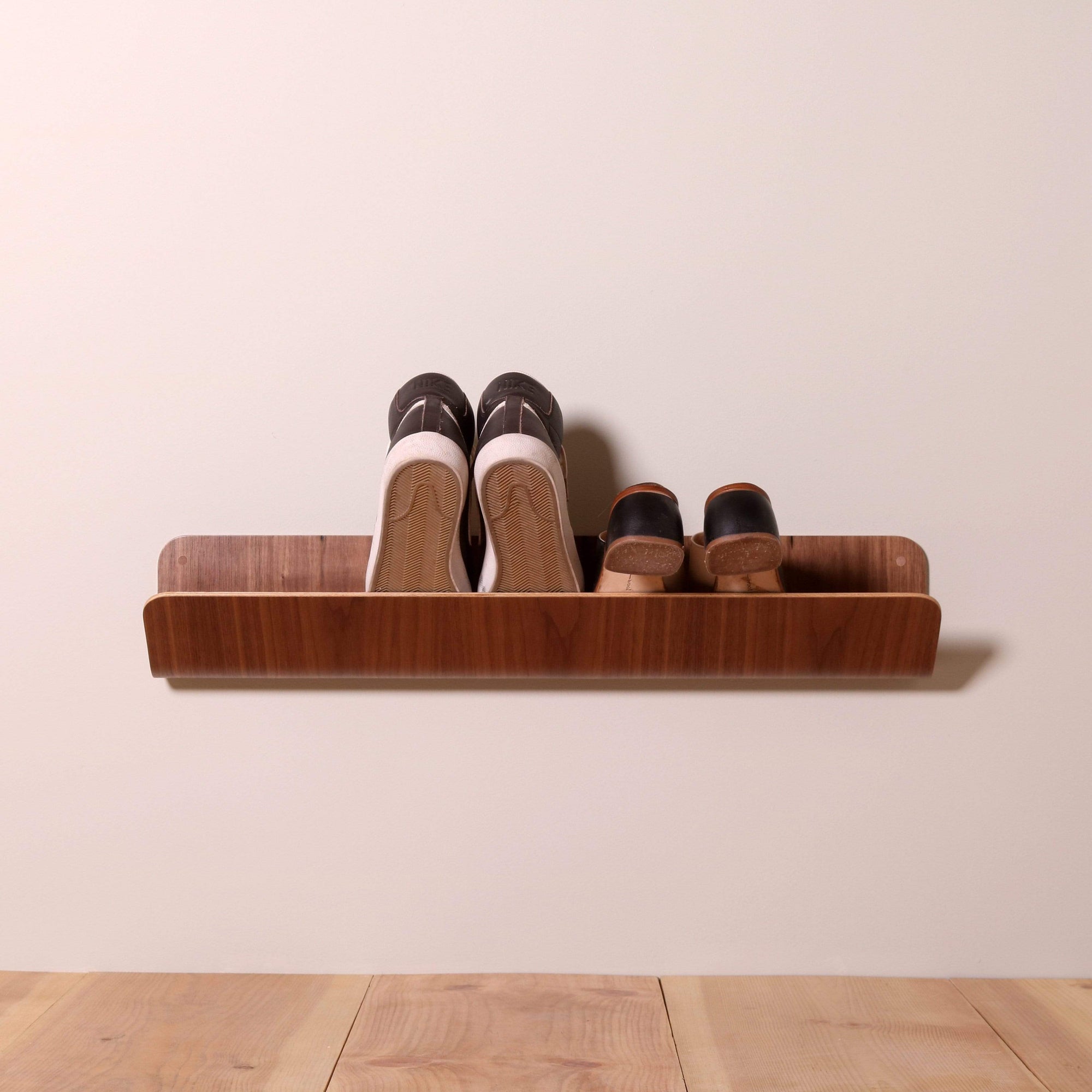 Wall mounted shoe rack Walnut onefortythree