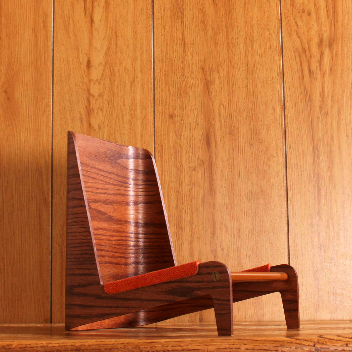 Vinyl Stand: VHS Edition