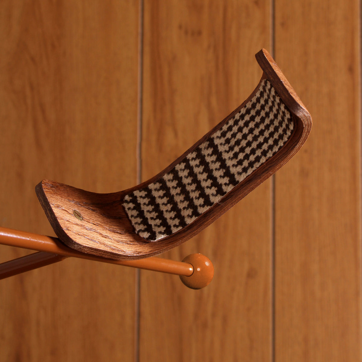 Guitar Stand: VHS Edition