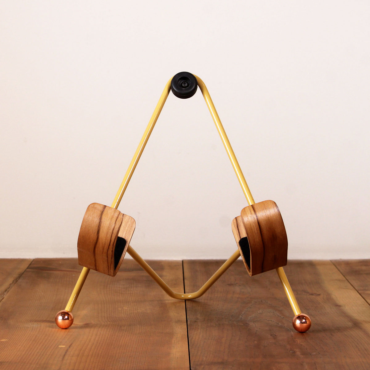 Guitar Stand: Limited Anniversary Edition