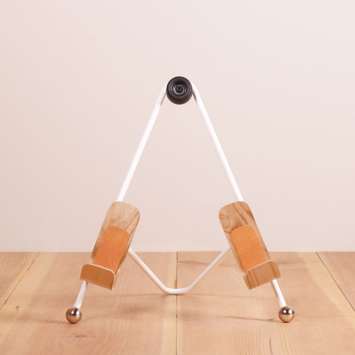 Electric guitar stand