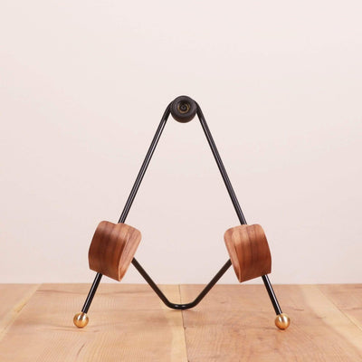 Acoustic guitar stand onefortythree
