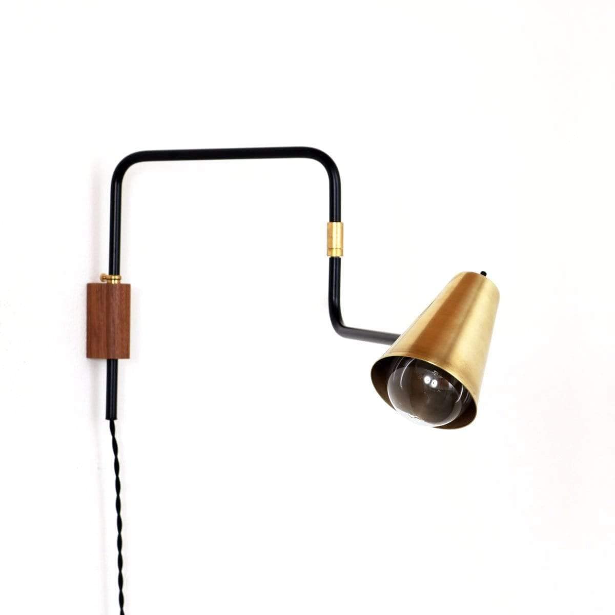 Double-jointed swing lamp onefortythree