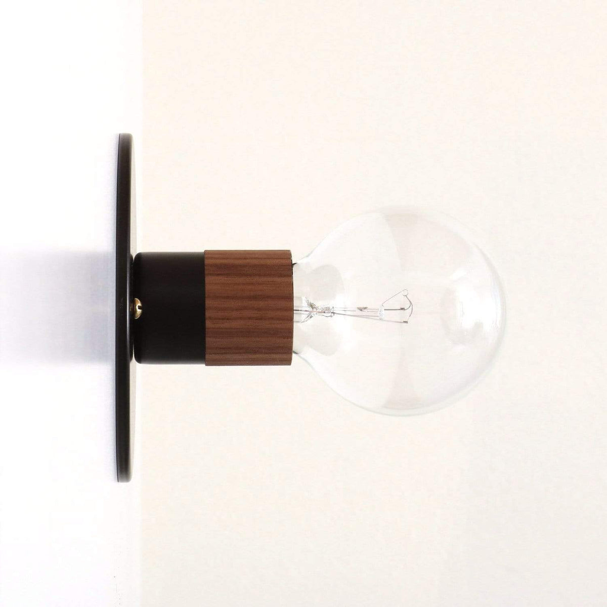 Fremont light onefortythree