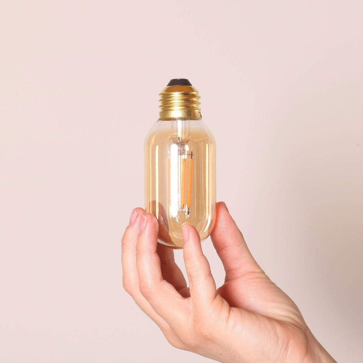 LED tubular bulb 120v (U.S. Canada Mexico) onefortythree