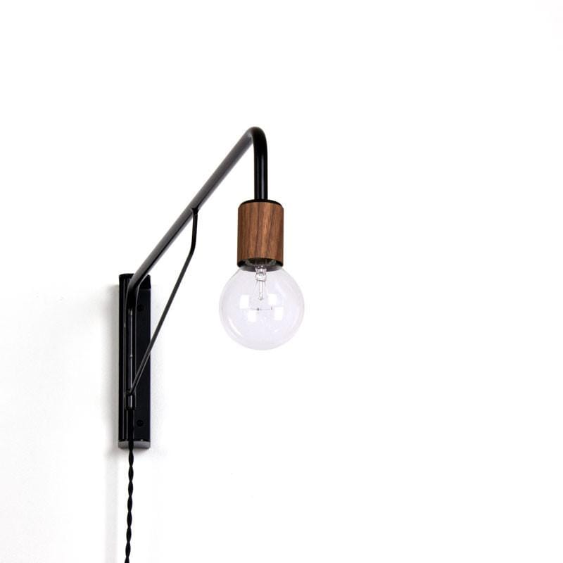 Otis lamp Black / Walnut onefortythree