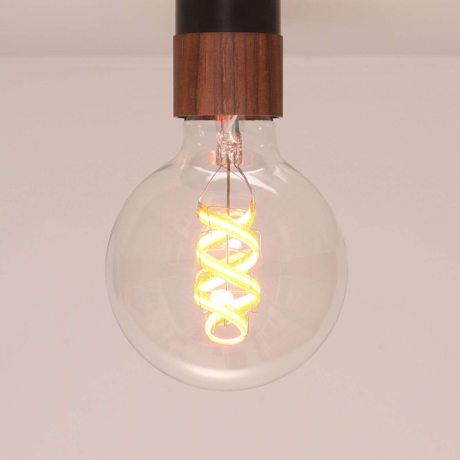 Smart LED bulb G30 onefortythree