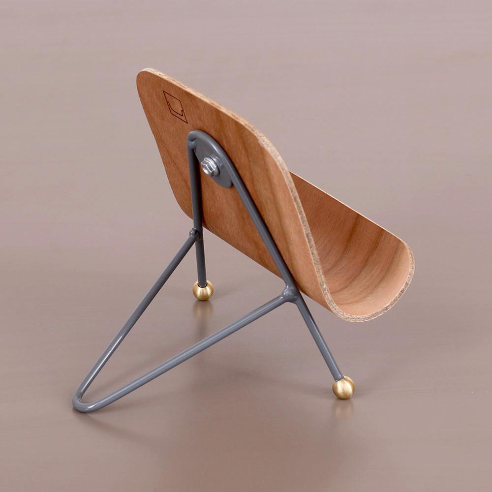 Tablet stand Limestone / Walnut onefortythree