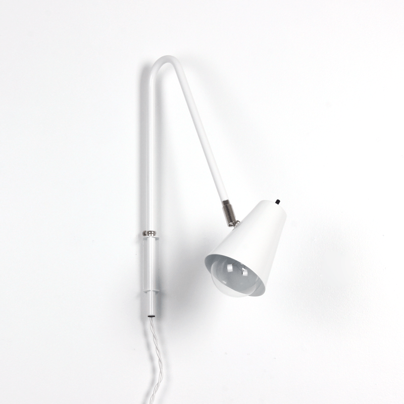 Wallace lamp White lamp and shade / Brass hardware / Metal (same as lamp) onefortythree